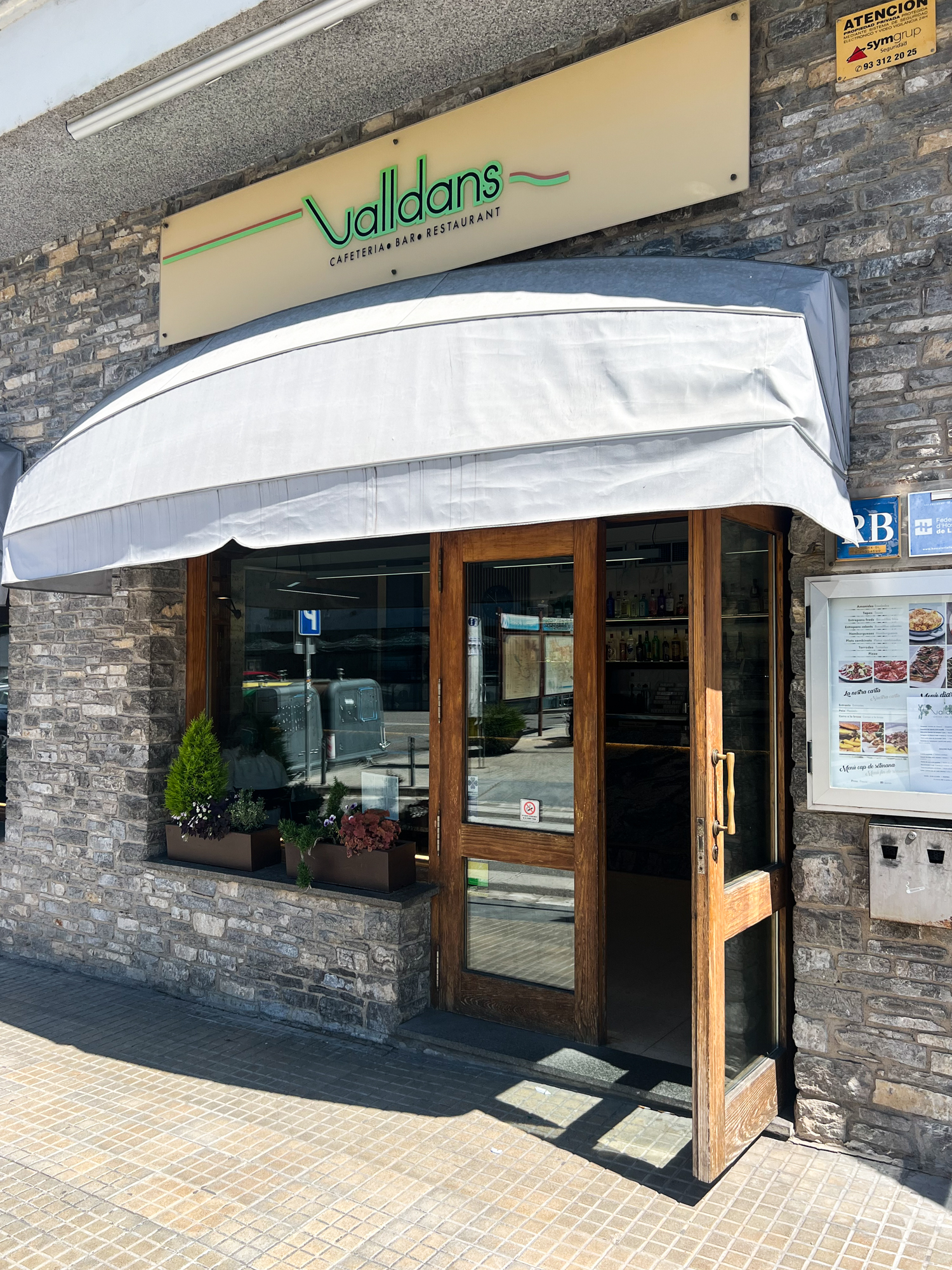 Restaurant Valldans · Ponts, Cataluña, España | Bar motero — Kando Riders